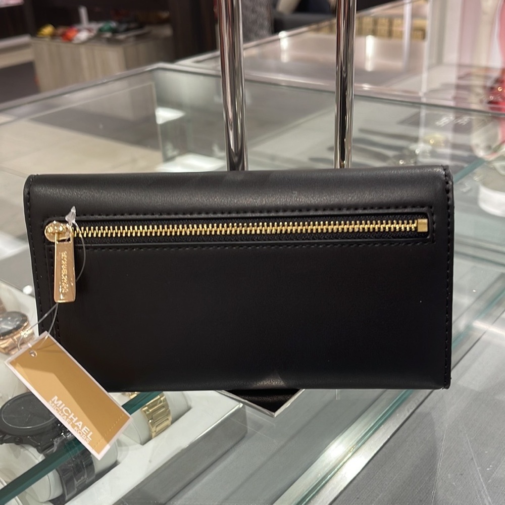 MICHAEL KORS JET SET TRAVEL LADY LARGE TRIFOLD  NON-LEATHER VEGAN WALLET 
BLACK - Picture 5 of 16
